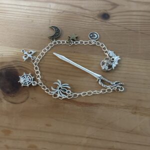 Fantasy inspired kindle charm